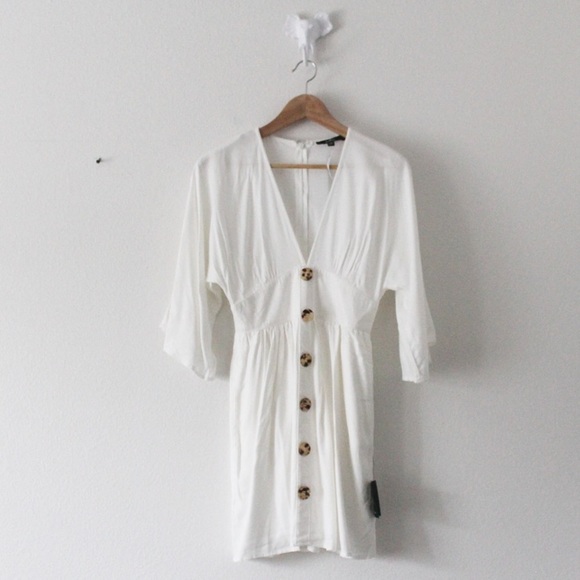 NWT LuLu’s White V Neck Flowy Wide Arm Dress L811 - Picture 1 of 7
